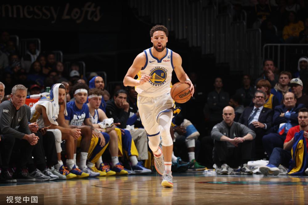 氛围也逐渐 氛围也逐渐