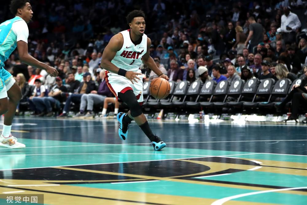 显而易见的 显而易见的