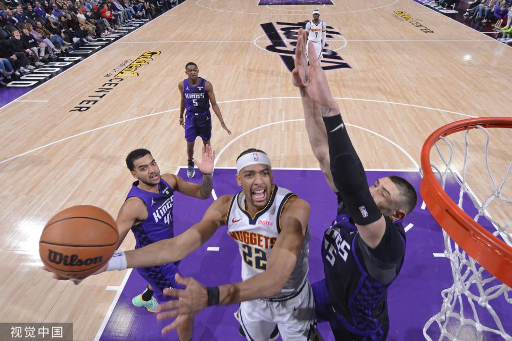 又是谁能在 又是谁能在